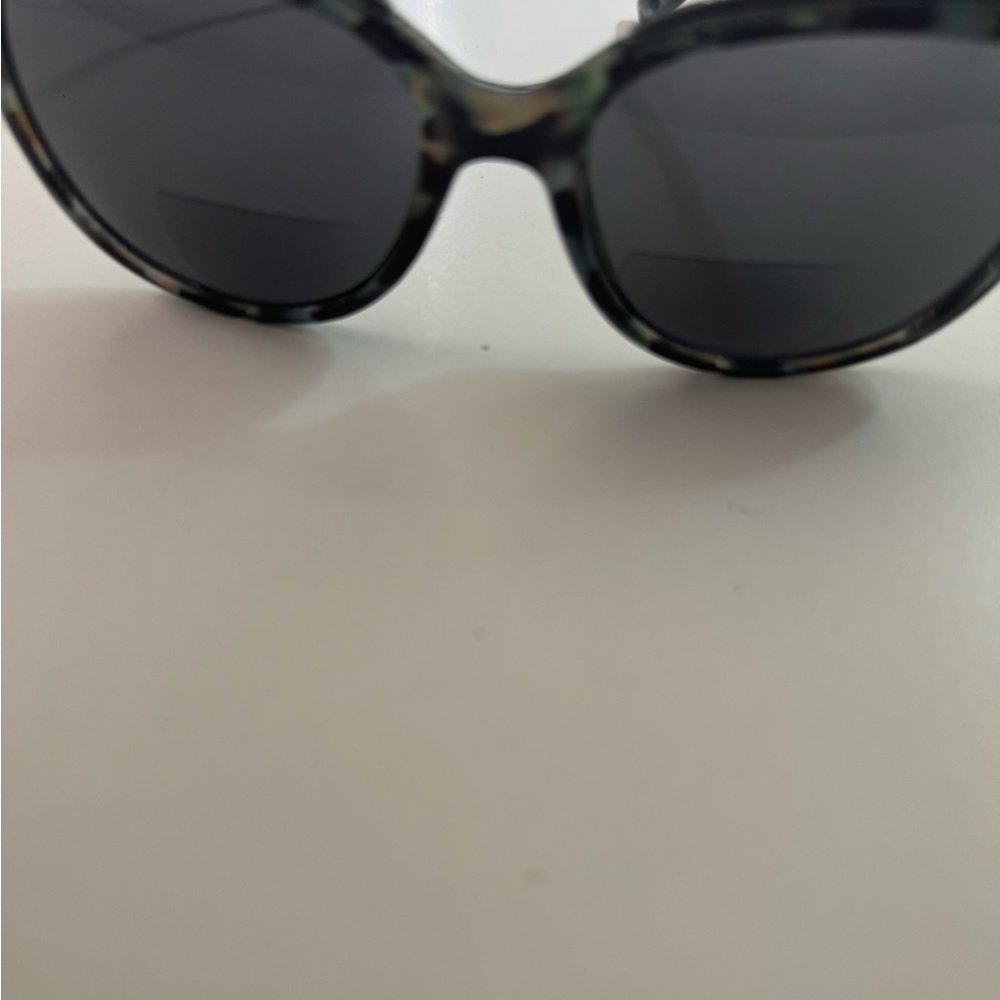 Sofia Vergara x Foster Grant Women’s Margarita Full Lens Sunreaders Cat-Eye